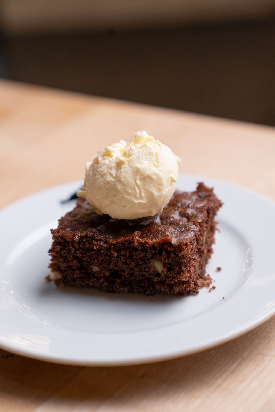 Griechisches Dessert mit Eis - Suesser Nachtisch